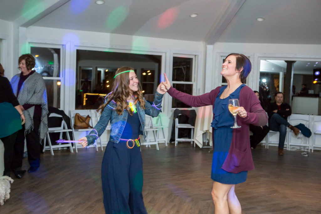 wedding reception - dancing with glowsticks