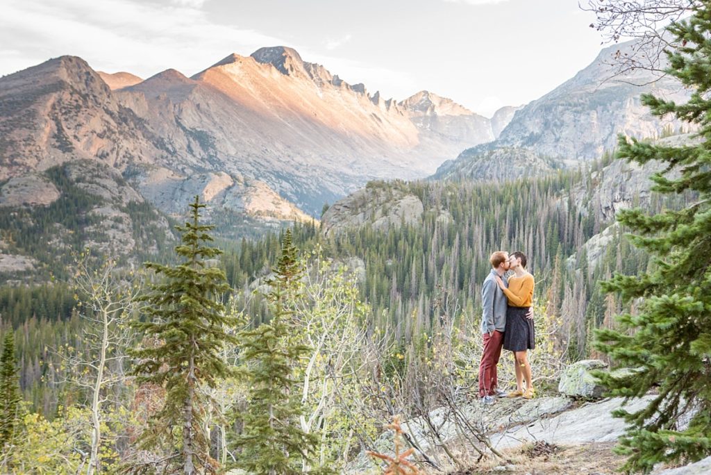 Engagement photography at Rocky Mountain National Park