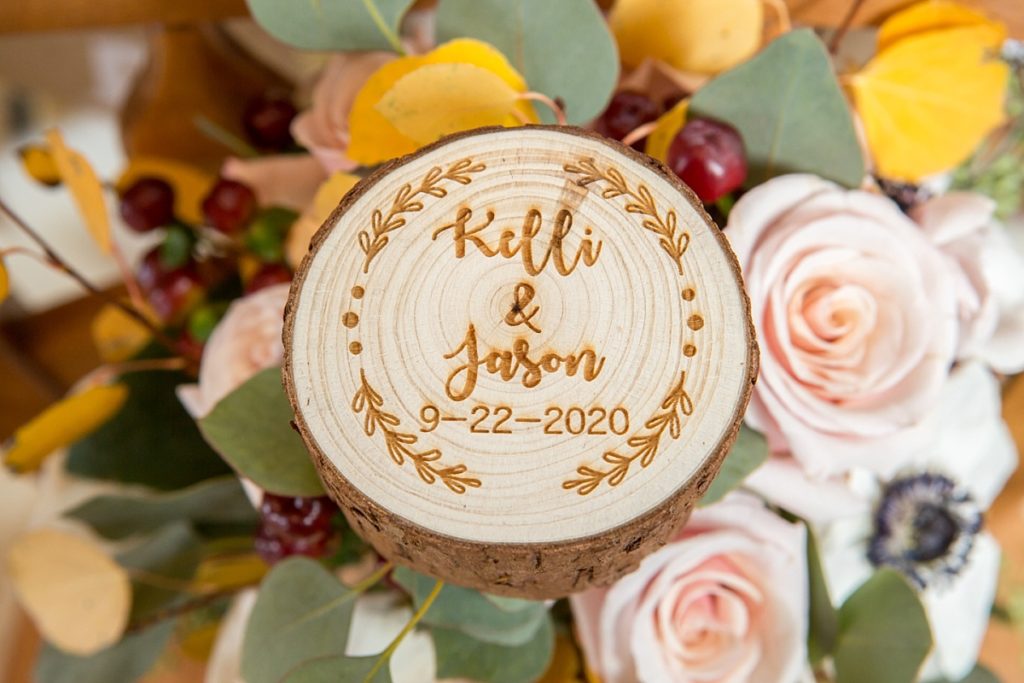 wooden ring box with flowers