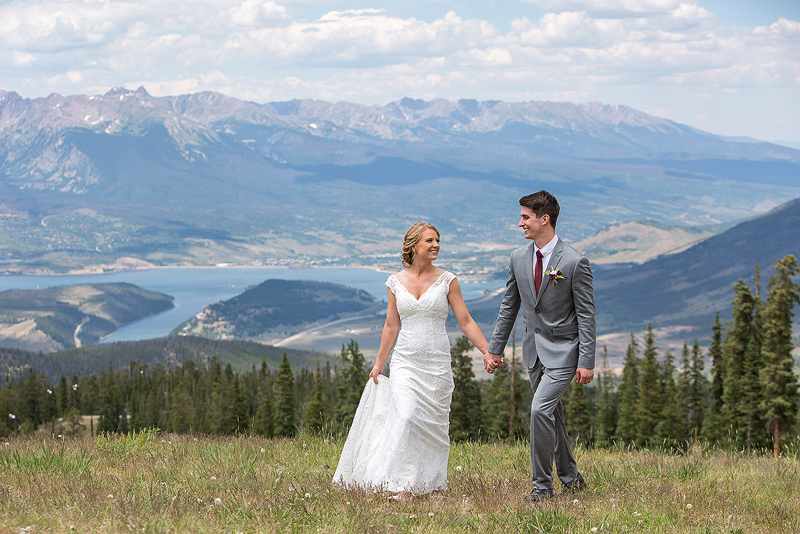 mountain wedding photography couple portrait