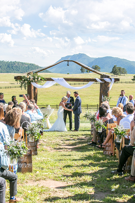 Colorado wedding venues with mountain views