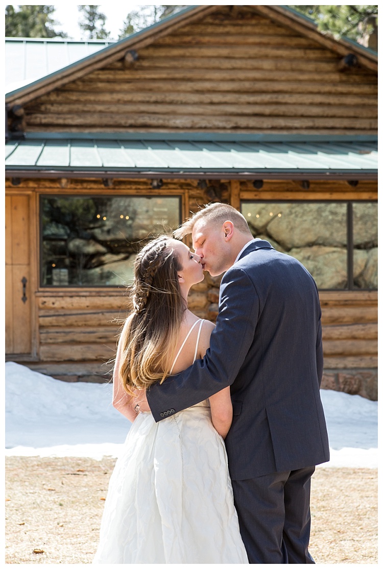 couple at mountain wedding in Estes Park Colorado