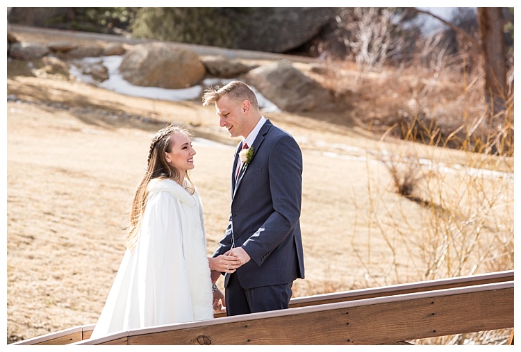 wedding photography first look at the Black Canyon Inn