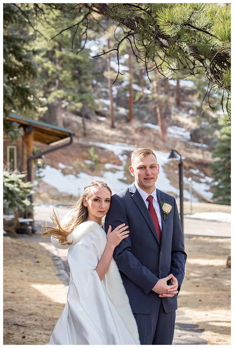 photography of mountain wedding couple Colorado