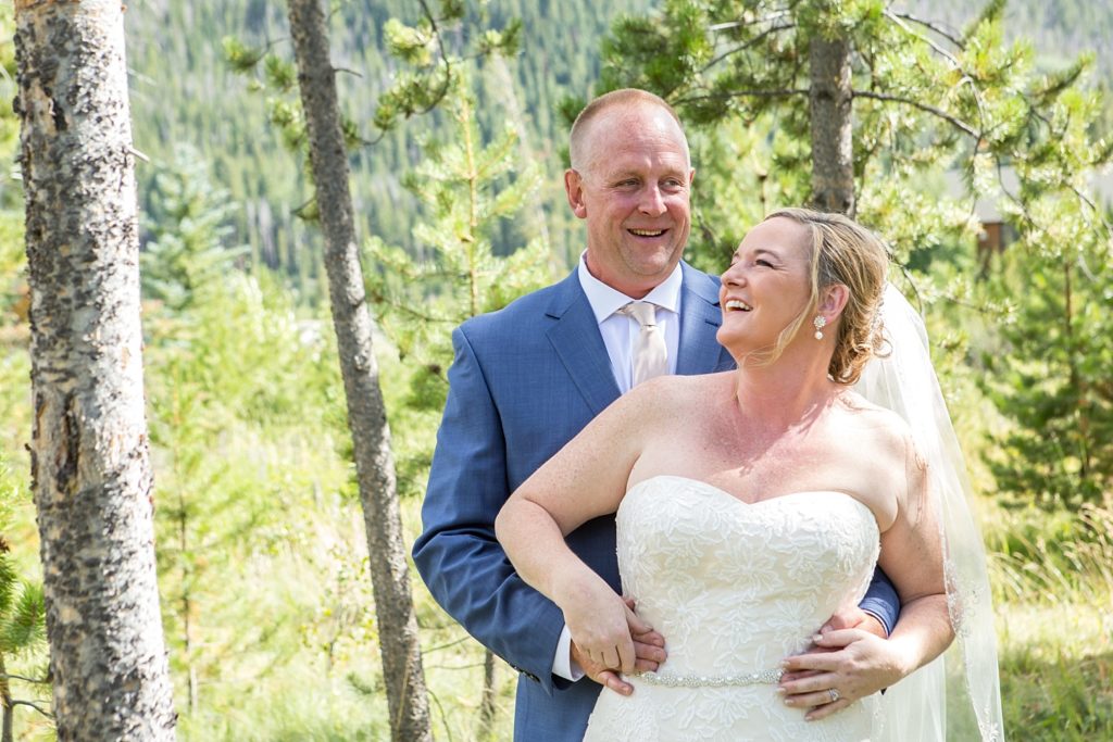 Wedding photographer with Robin and Scott in the Colorado mountains at Grand Lake