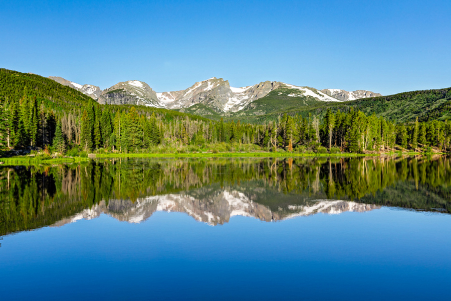 Beautiful elopement destinations in Colorado - Sprague Lake