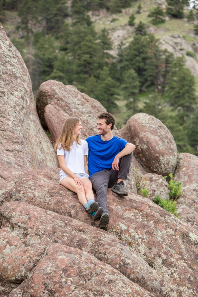 Boulder engagement photo locations - Flagstaff Mountain