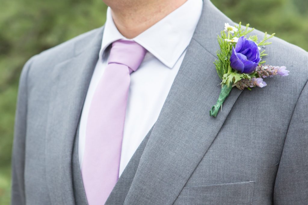Boulder elopement photographer - groom detail