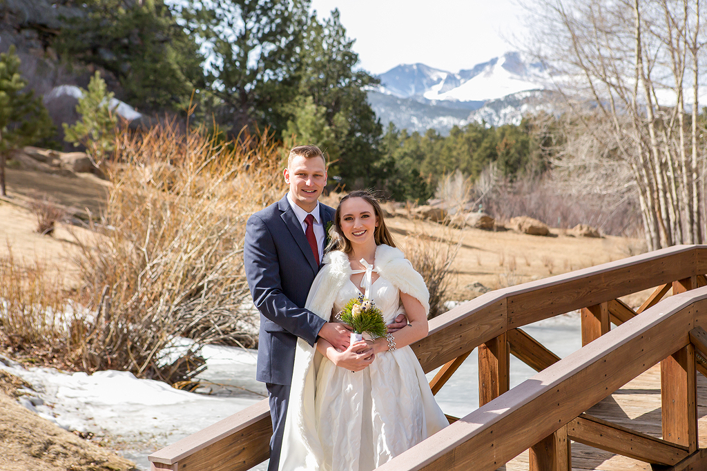 Couple at the Colorado mountain wedding location, The Black Canyon Inn in Estes Park