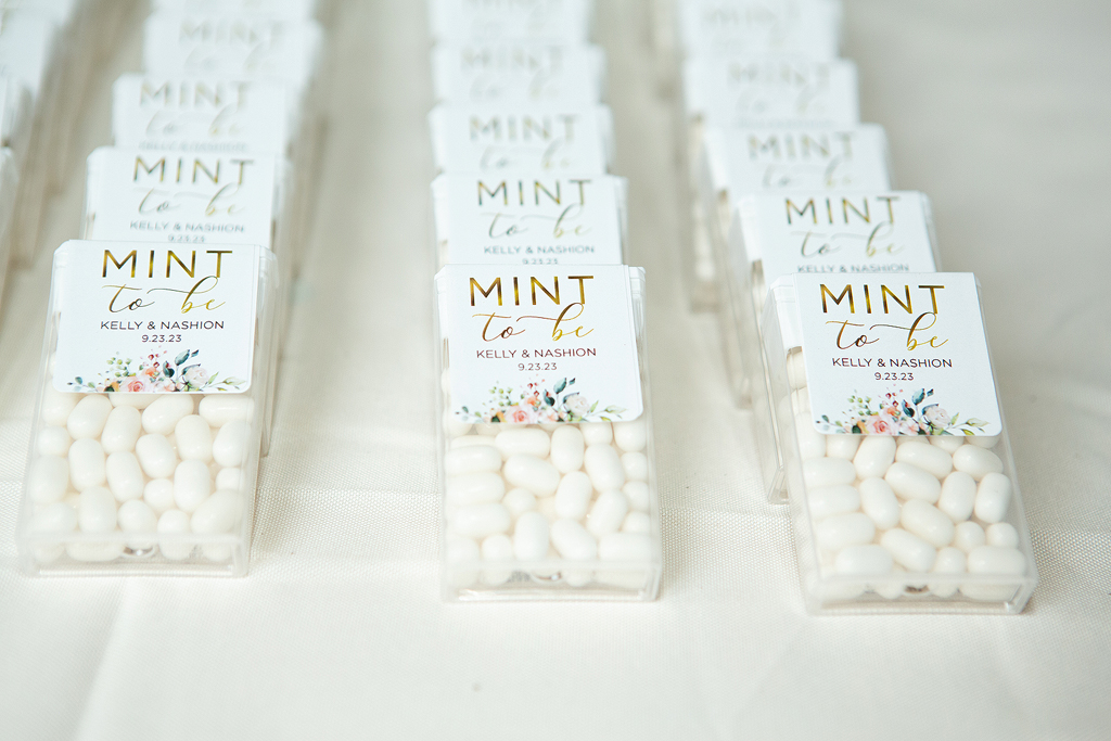 Close of up wedding favors, mint to be, with the couple's wedding date.